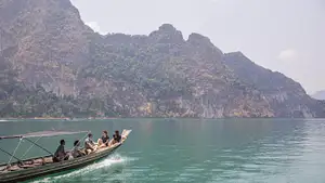 itinerary_lg_Thailand_Khao_Sok_National_Park_Cheow_Lan_Lake_Longtail_Boat_Tour_Travellers_CEO_-_Oana_Dragan_2019__T4A4696_Lg_RGB.jpeg