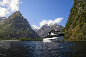 Milford Sound Premium Cruise