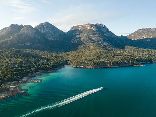 Freycinet Aqua Express Wineglass Bay Day Full Day Tour